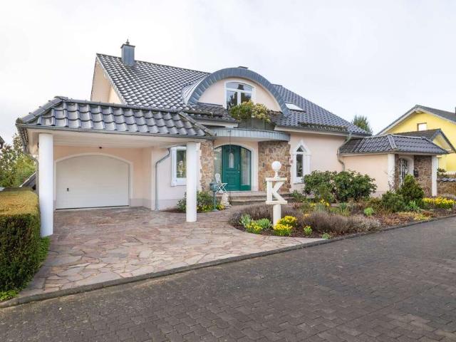 Haus zum Kaufen in Breitscheid 689.000,00 EUR 233 m²