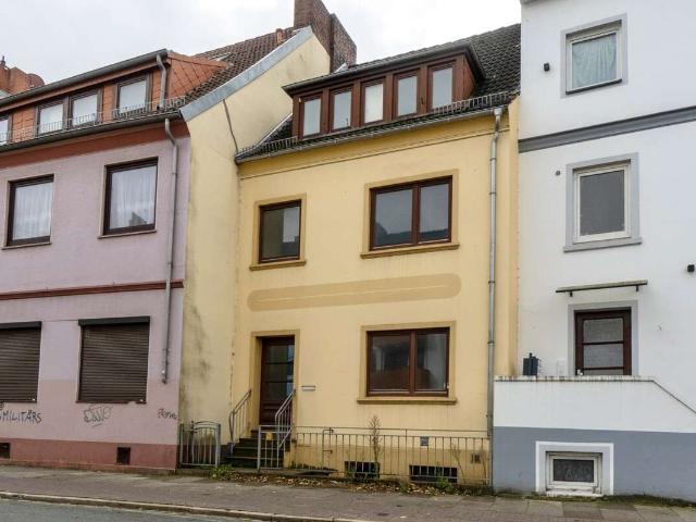 Haus zum Kaufen in Bremen Woltmershausen 349.000,00 EUR 228.41 m²