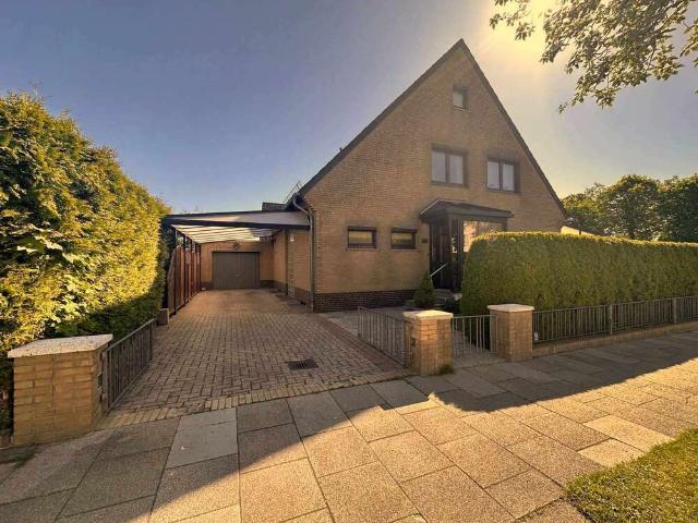 Haus zum Kaufen in Bremen 299.000,00 EUR 150 m²