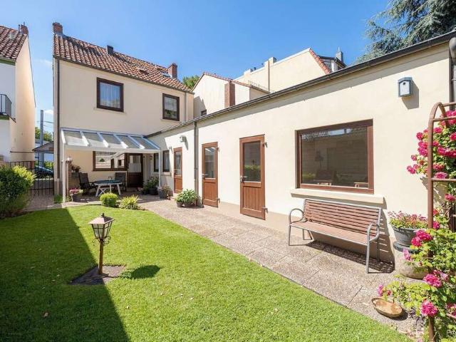 Haus zum Kaufen in Bremen 329.000,00 EUR 141 m²