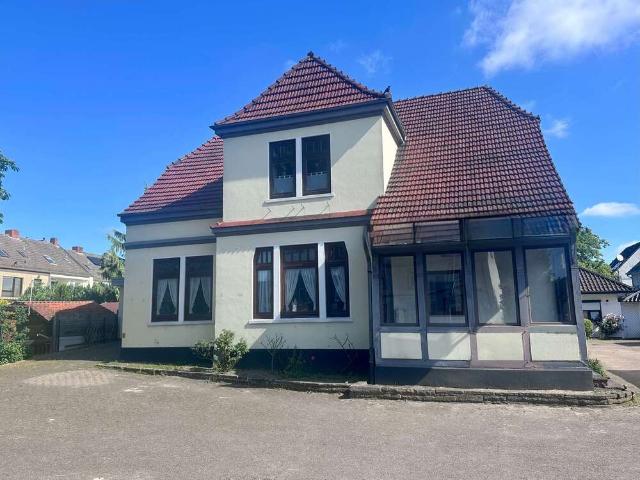 Haus zum Kaufen in Bremen 415.000,00 EUR 358 m²
