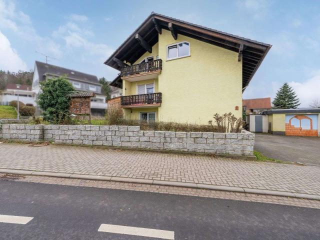Haus zum Kaufen in Breuberg 399.000,00 EUR 302 m²