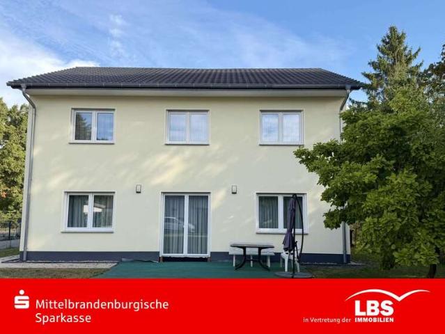 Haus zum Kaufen in Brieselang 850.000,00 EUR 180 m²
