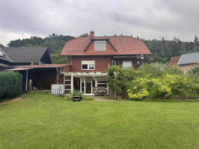 Haus zum Kaufen in Brochthausen 299.000,00 EUR 147 m²