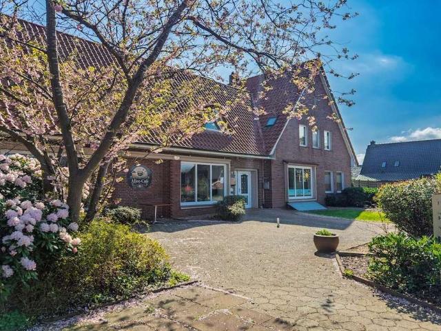 Haus zum Kaufen in Butjadingen 545.000,00 EUR 435 m²