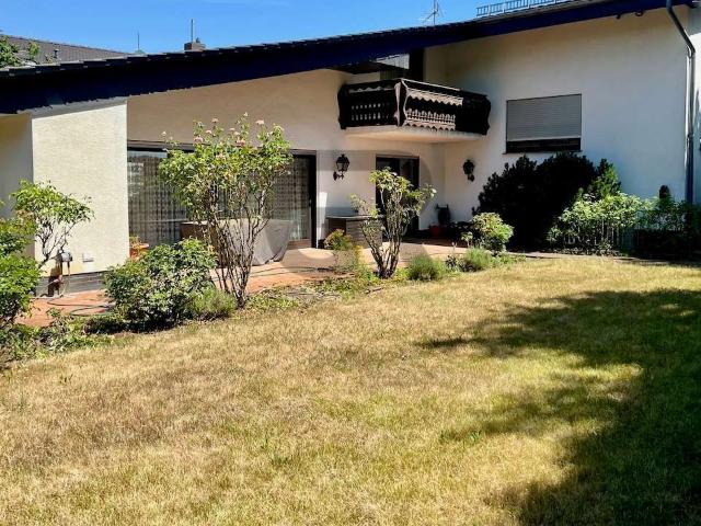 Haus zum Kaufen in Büttelborn 698.000,00 EUR 300 m²