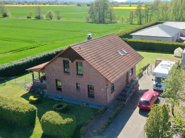 Haus zum Kaufen in Bückeburg 369.000,00 EUR 151 m²