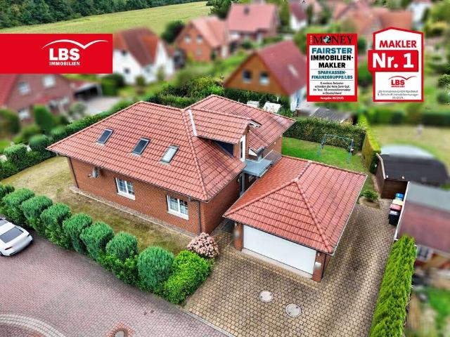 Haus zum Kaufen in Bückeburg 460.000,00 EUR 197.78 m²