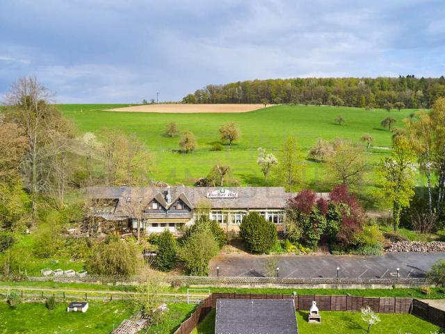 Haus zum Kaufen in Buch 545.000,00 EUR 192 m²