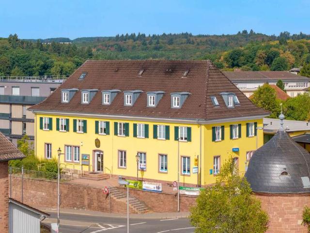 Haus zum Kaufen in Buchen Odenwald 1.400.000,00 EUR 976 m²