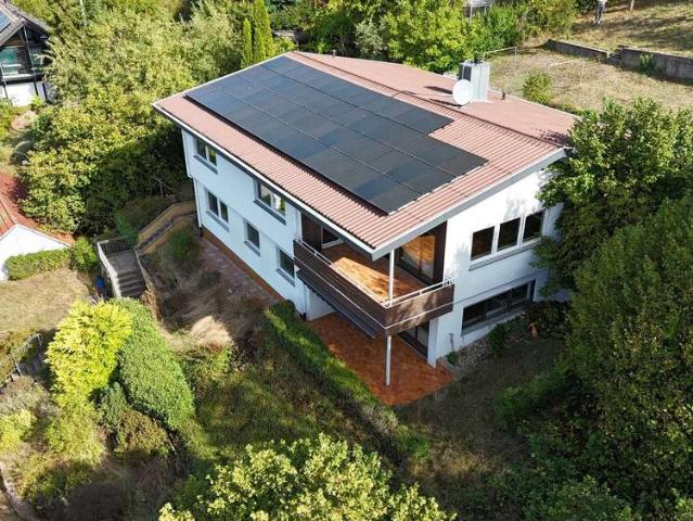 Haus zum Kaufen in Buchen 359.000,00 EUR 200 m²