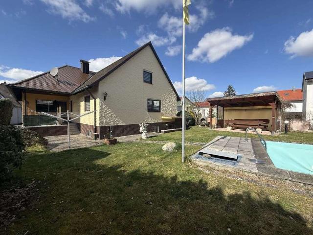 Haus zum Kaufen in Büchenbach 549.000,00 EUR 174 m²