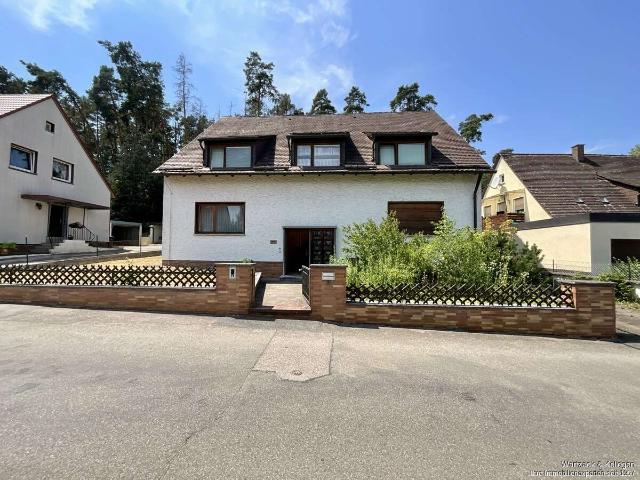 Haus zum Kaufen in Büchenbach 359.000,00 EUR 213.06 m²