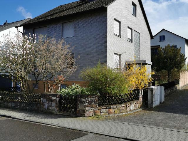 Haus zum Kaufen in Budenheim 799.000,00 EUR 125 m²