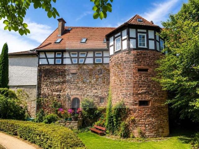 Haus zum Kaufen in Büdingen 860.000,00 EUR 300 m²