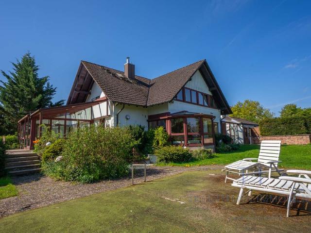 Haus zum Kaufen in Bühl Weitenung 595.000,00 EUR 287.12 m²