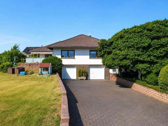 Haus zum Kaufen in Burgwald 349.000,00 EUR 175 m²