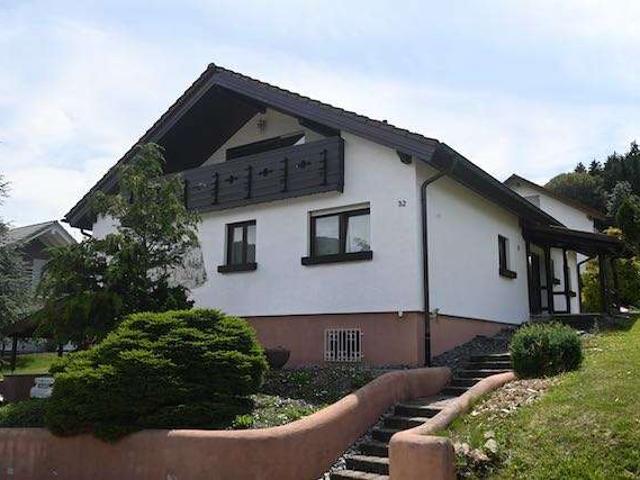 Haus zum Kaufen in Burladingen 480.000,00 EUR 210 m²