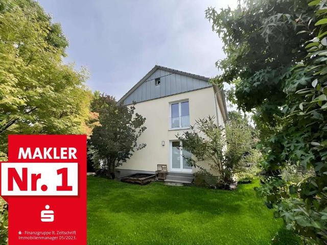 Haus zum Kaufen in Burscheid 645.000,00 EUR 157.9 m²