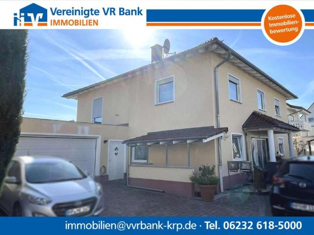 Haus zum Kaufen in Bürstadt 789.000,00 EUR 326 m²