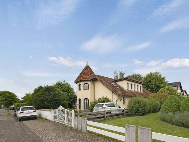 Haus zum Kaufen in Buseck Trohe 499.900,00 EUR 247 m²