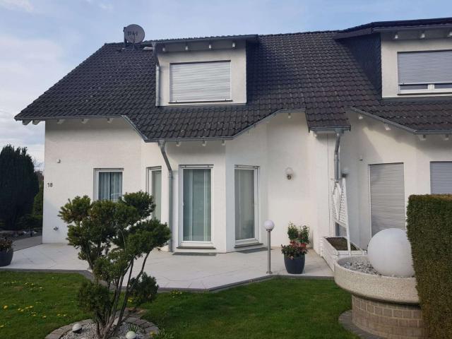 Haus zum Kaufen in Buseck 639.000,00 EUR 197 m²