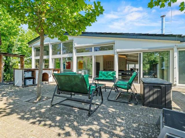 Haus zum Kaufen in Büsingen am Hochrhein 1.180.000,00 EUR 315 m²