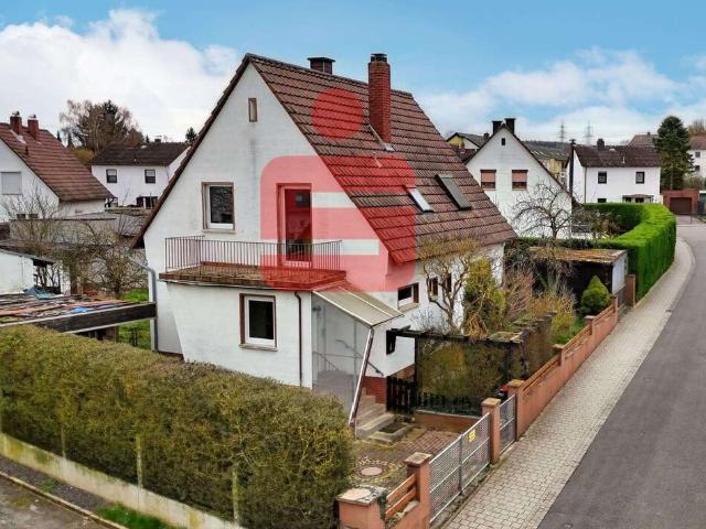Haus zum Kaufen in Göllheim 275.000,00 EUR 113.48 m²