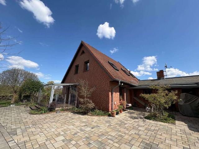 Haus zum Kaufen in Gosen Neu Zittau 550.000,00 EUR 153 m²