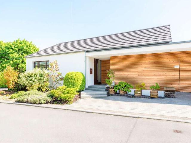 Haus zum Kaufen in Gäufelden 1.695.000,00 EUR 303 m²