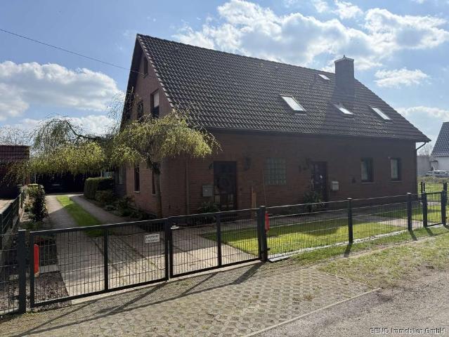 Haus zum Kaufen in Ganderkesee 298.000,00 EUR 186 m²