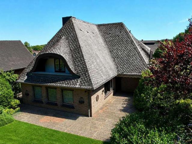Haus zum Kaufen in Ganderkesee 350.000,00 EUR 195.55 m²