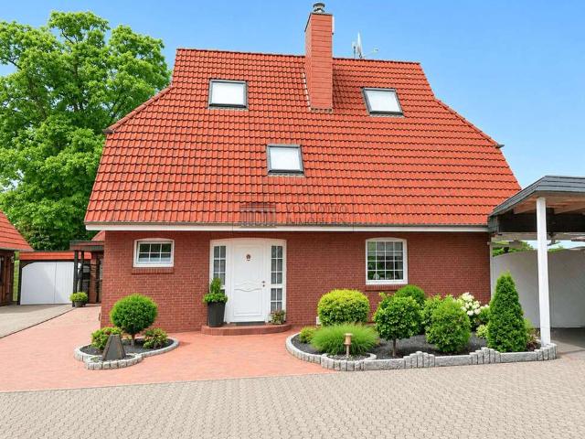 Haus zum Kaufen in Ganderkesee Heide 490.000,00 EUR 160.01 m²