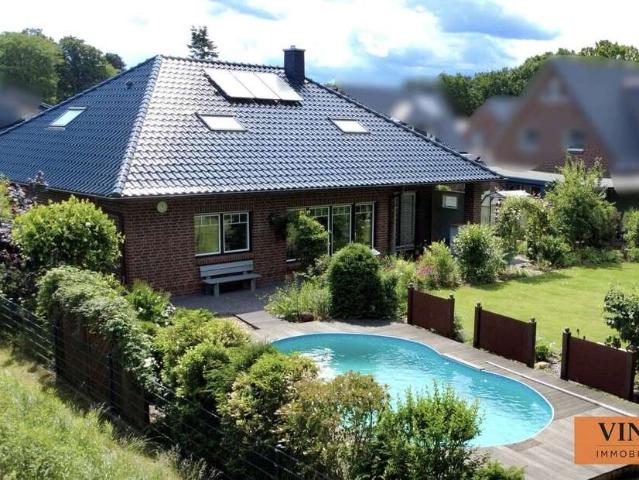 Haus zum Kaufen in Ganderkesee Heide 725.000,00 EUR 226 m²