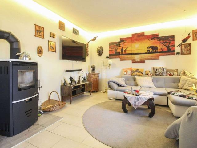 Haus zum Kaufen in Gedern 299.000,00 EUR 227.23 m²