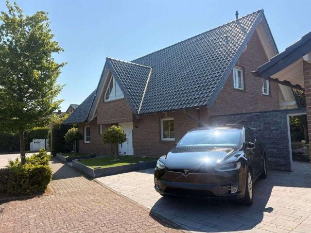 Haus zum Kaufen in Geilenkirchen 625.000,00 EUR 150 m²
