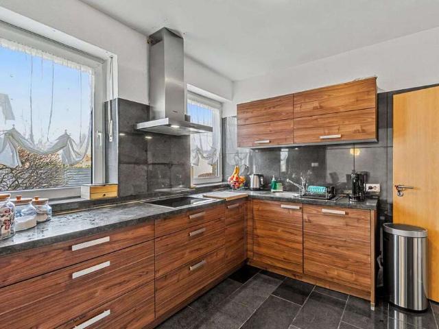 Haus zum Kaufen in Geilenkirchen 325.000,00 EUR 107.19 m²