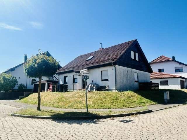 Haus zum Kaufen in Geislingen 299.990,00 EUR 138.96 m²