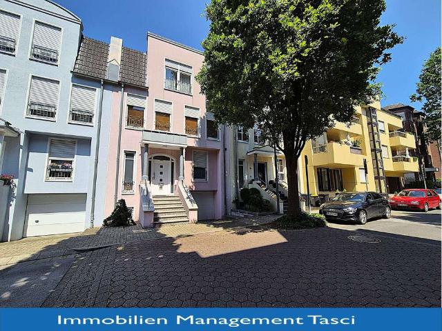 Haus zum Kaufen in Gelsenkirchen 650.000,00 EUR 185.37 m²