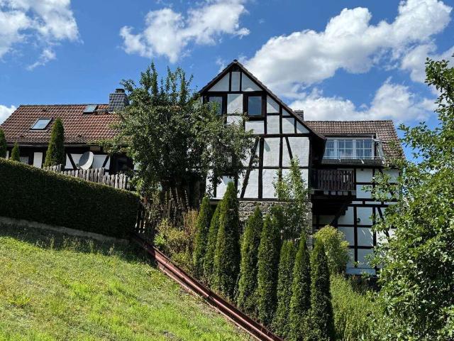 Haus zum Kaufen in Gemünden 345.000,00 EUR 338 m²