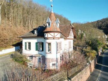 Haus zum Kaufen in Gemünden 365.000,00 EUR 176.33 m²