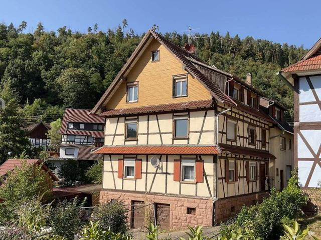 Haus zum Kaufen in Gernsbach – Reichental 260.000,00 EUR 400 m²