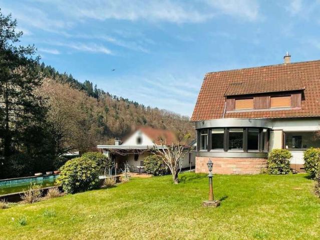 Haus zum Kaufen in Gernsbach 360.000,00 EUR 141.75 m²