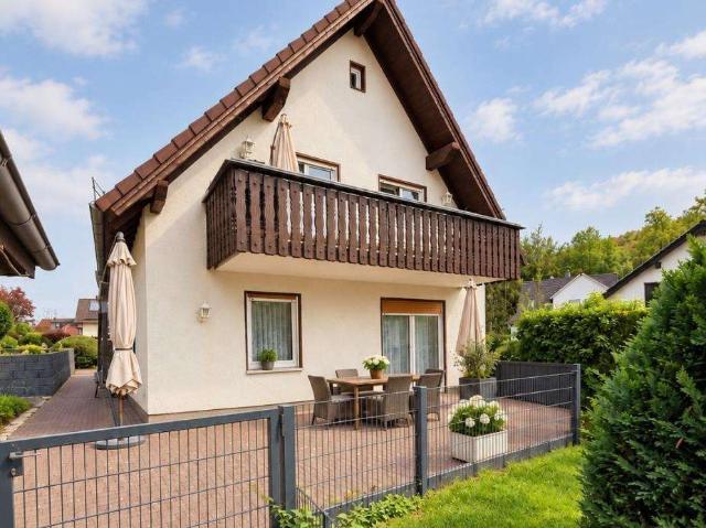 Haus zum Kaufen in Glashütten 450.000,00 EUR 170 m²