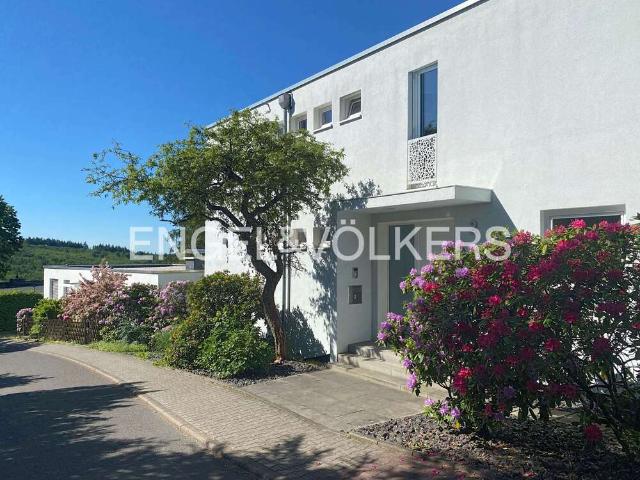 Haus zum Kaufen in Glashütten 1.090.000,00 EUR 263 m²