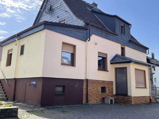 Haus zum Kaufen in Glauberg 295.000,00 EUR 202 m²
