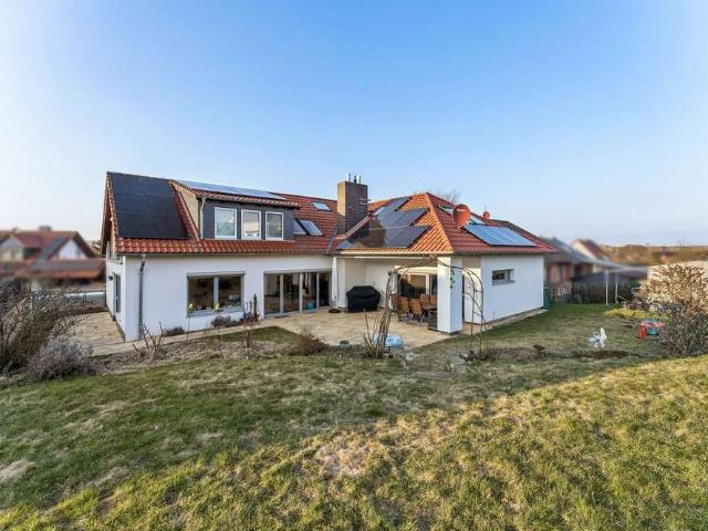 Haus zum Kaufen in Gleichen 649.000,00 EUR 310 m²