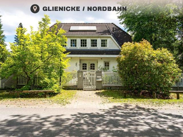 Haus zum Kaufen in GlienickeNordbahn 895.000,00 EUR 191.35 m²
