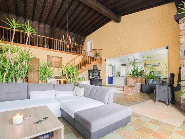Haus zum Kaufen in Gründau 499.000,00 EUR 226.15 m²
