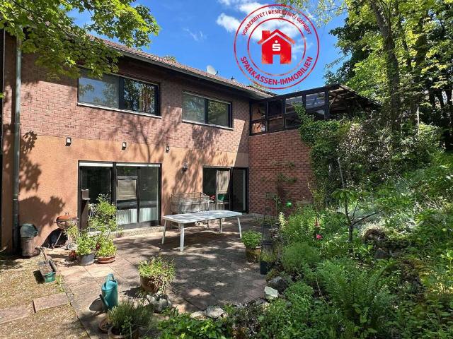 Haus zum Kaufen in Grünsfeld 329.000,00 EUR 203 m²